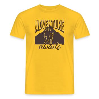 Randonnée d’aventure en montagne - T-shirt homme - jaune - Devant - AI Model Male 178 dark (178cm)