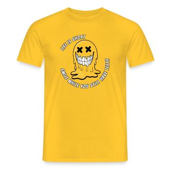 Vie & Teeth.TR - T-shirt homme - jaune - Devant - AI Model Male 178 dark (178cm)
