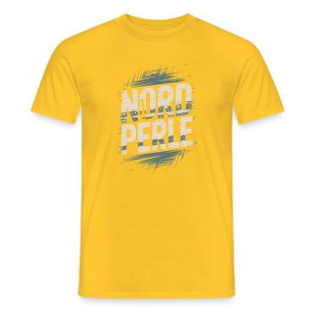 Nordperle Hamburg Nordsee Ostsee Norddeutsch Deern - Männer T-Shirt - Gelb - Vorne - AI Model Male 178 dark (178cm)