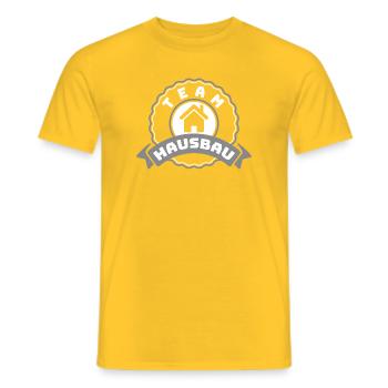 Team Hausbau Abzeichen Logo - Männer T-Shirt - Gelb - Vorne - AI Model Male 178 dark (178cm)