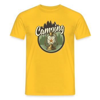 Campinglaterne im Wald - Männer T-Shirt - Gelb - Vorne - AI Model Male 178 dark (178cm)