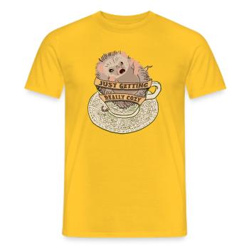Cuddly hedgehog in teacup - Men's T-Shirt - yellow - Front - AI Model Male 178 dark (178cm)