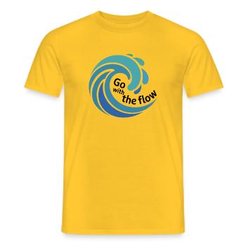 Go with the Flow Wellenkunst - Männer T-Shirt - Gelb - Vorne - AI Model Male 178 dark (178cm)