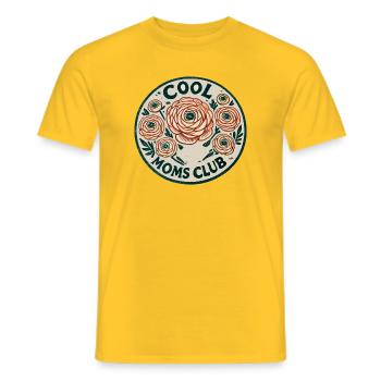 Cool Moms Club Blumenabzeichen - Männer T-Shirt - Gelb - Vorne - AI Model Male 178 dark (178cm)