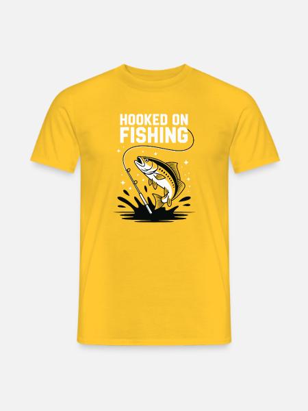 Hooked On Fishing - Angler Spruch - Men's T-Shirt - yellow