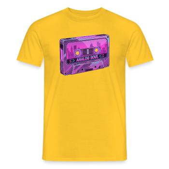 Retro Analog Soul Chrome Kassette Synthwave - Männer T-Shirt - Gelb - Vorne - AI Model Male 178 dark (178cm)