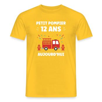 Petit Pompier 12 Ans Aujourd'hui - T-shirt homme - jaune - Devant - AI Model Male 178 dark (178cm)
