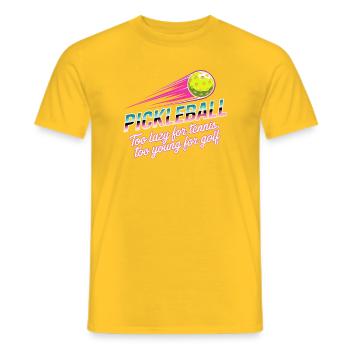 Joueur de pickleball trop paresseux pour le tennis pickleball - T-shirt homme - jaune - Devant - AI Model Male 178 dark (178cm)