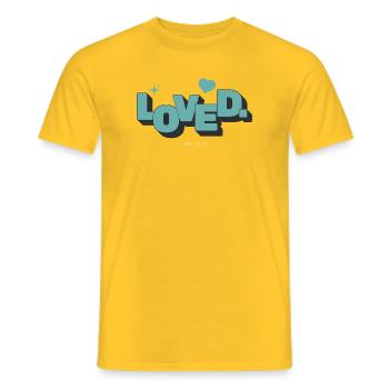 Loved 1 Johannes 4:16 Christlicher Glaube - Männer T-Shirt - Gelb - Vorne - AI Model Male 178 dark (178cm)