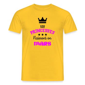 Prinzessin geboren im März Großes Geburtstagsgeschenk - Männer T-Shirt - Gelb - Vorne - AI Model Male 178 dark (178cm)