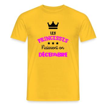 Cadeau naissance bébé fille Décembre Princesses - T-shirt homme - jaune - Devant - AI Model Male 178 dark (178cm)