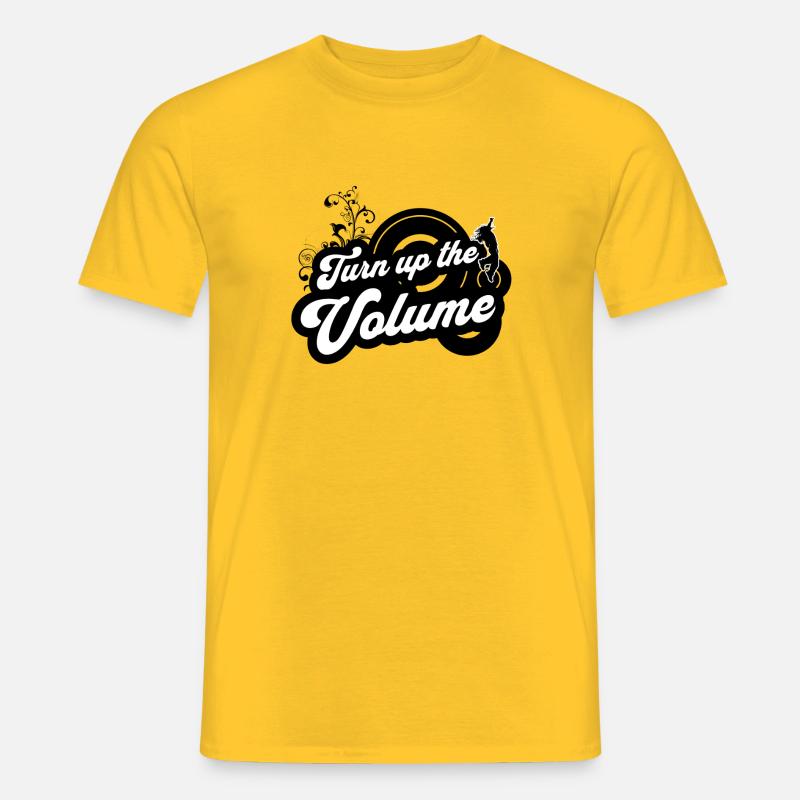 Volume Up — Schwarzes Retro-Skript - Männer T-Shirt - Gelb