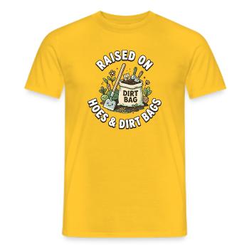 J’ai grandi avec des filles et des – des drôles - T-shirt homme - jaune - Devant - AI Model Male 178 dark (178cm)
