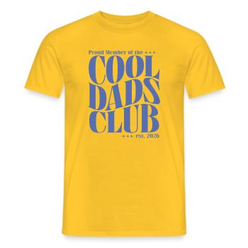 Club des papas cool - Cadeau pour futurs papas 2026 - T-shirt homme - jaune - Devant - AI Model Male 178 dark (178cm)