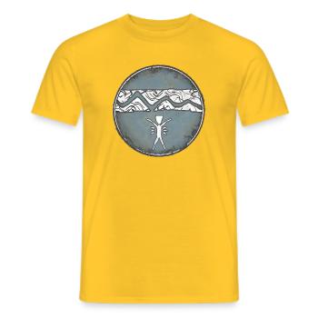 Maori Design - Männer T-Shirt - Gelb - Vorne - AI Model Male 178 dark (178cm)