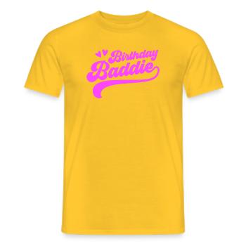 Méchant d’anniversaire - T-shirt homme - jaune - Devant - AI Model Male 178 dark (178cm)
