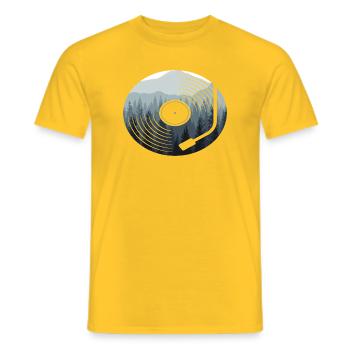 Disque vinyle Nature Forest - T-shirt homme - jaune - Devant - AI Model Male 178 dark (178cm)