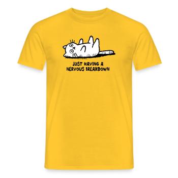 Nervenzusammenbruch-Katze - Männer T-Shirt - Gelb - Vorne - AI Model Male 178 dark (178cm)