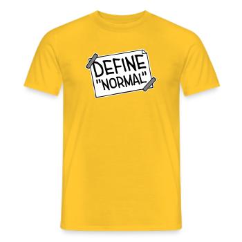 Define Normal Lustig Sarkastisch Definition Grafik - Männer T-Shirt - Gelb - Vorne - AI Model Male 178 dark (178cm)