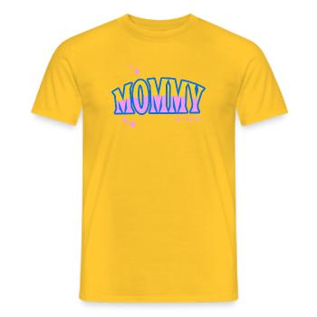 Mommy Is Best Pop Art Design - Men's T-Shirt - yellow - Front - AI Model Male 178 dark (178cm)