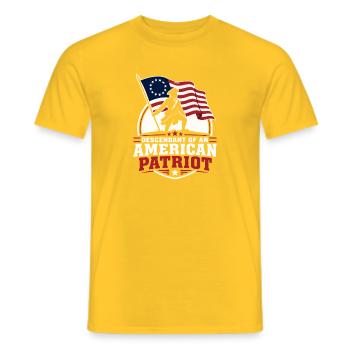 Descendant d’un patriote de la Revol américaine - T-shirt homme - jaune - Devant - AI Model Male 178 dark (178cm)