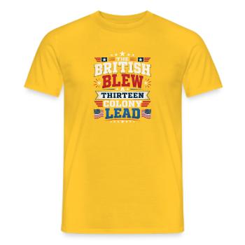 Les Britanniques ont gaspillé une avance le 4 juillet - T-shirt homme - jaune - Devant - AI Model Male 178 dark (178cm)