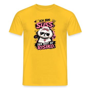 Ich bin süß – Der Rest ist Risiko Hund Malteser  - Männer T-Shirt - Gelb - Vorne - AI Model Male 178 dark (178cm)