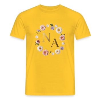 Goldene NA Blütenkranz - Männer T-Shirt - Gelb - Vorne - AI Model Male 178 dark (178cm)
