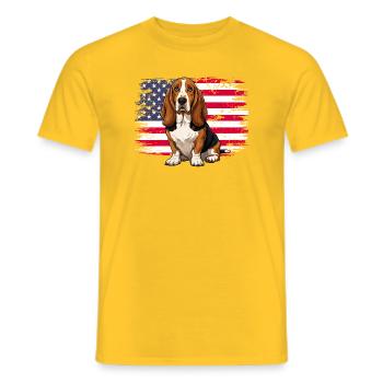 Patriotic Basset Hound - Maman de chien sous le drapeau américain - T-shirt homme - jaune - Devant - AI Model Male 178 dark (178cm)