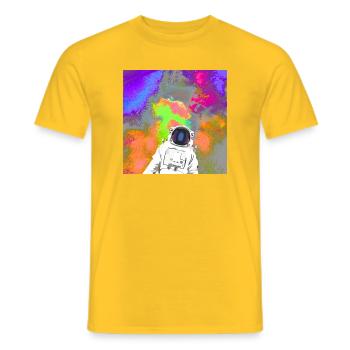 Astronaut im Farbnebel - Männer T-Shirt - Gelb - Vorne - AI Model Male 178 dark (178cm)