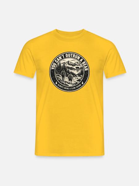 Bärenstarke Begleitung - Männer T-Shirt - Gelb