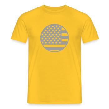 Flagge der Vereinigten Staaten - Männer T-Shirt - Gelb - Vorne - AI Model Male 178 dark (178cm)