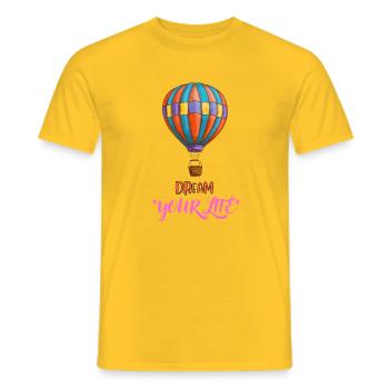 Träume dein Leben - Männer T-Shirt - Gelb - Vorne - AI Model Male 178 dark (178cm)