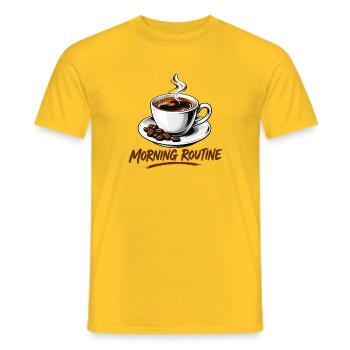 Morgenroutine: Heißer Kaffeebecher - Männer T-Shirt - Gelb - Vorne - AI Model Male 178 dark (178cm)