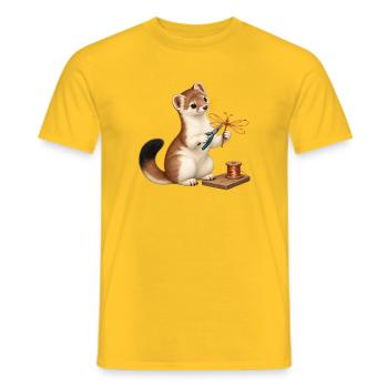 Hermelin mit Draht-Libelle - Männer T-Shirt - Gelb - Vorne - AI Model Male 178 dark (178cm)
