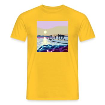 Westlich über die Wellen mit einem Pier - Männer T-Shirt - Gelb - Vorne - AI Model Male 178 dark (178cm)
