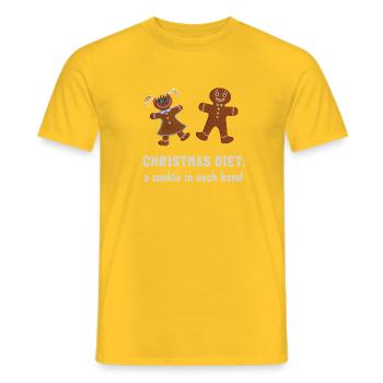 Christmas Diet - Lebkuchen Paar - Männer T-Shirt - Gelb - Vorne - AI Model Male 178 dark (178cm)