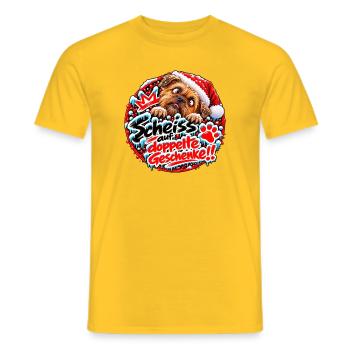 Weihnachtshund gegen doppelte Geschenke - Männer T-Shirt - Gelb - Vorne - AI Model Male 178 dark (178cm)