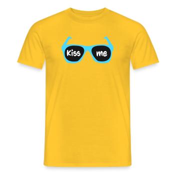 kiss_me - T-shirt homme - jaune - Devant - AI Model Male 178 dark (178cm)