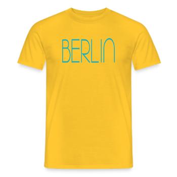 Berlin - Männer T-Shirt - Gelb - Vorne - AI Model Male 178 dark (178cm)