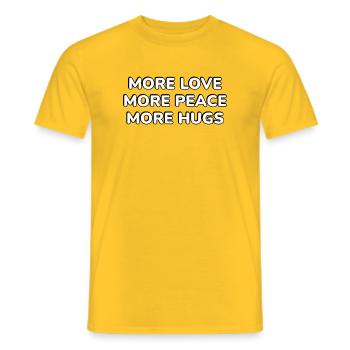 Mehr Love Peace Hugs Typografie - Männer T-Shirt - Gelb - Vorne - AI Model Male 178 dark (178cm)