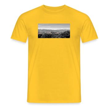 Panorama urbain avec montagnes - T-shirt homme - jaune - Devant - AI Model Male 178 dark (178cm)