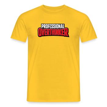 Professional OVERTHINKER - Männer T-Shirt - Gelb - Vorne - AI Model Male 178 dark (178cm)