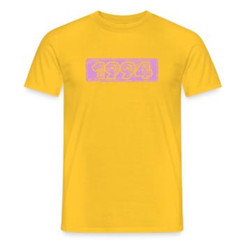 Jahr 1994 - Männer T-Shirt - Gelb - Vorne - AI Model Male 178 dark (178cm)