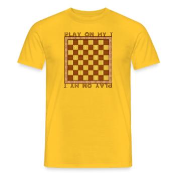 Play on my T-Shirt - Schachbrett - DIGITAL - Männer T-Shirt - Gelb - Vorne - AI Model Male 178 dark (178cm)