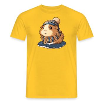 Niedliches Meerschwein mit Schal und Pudelmütze. - Männer T-Shirt - Gelb - Vorne - AI Model Male 178 dark (178cm)