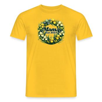 Mama EST 2024 - Männer T-Shirt - Gelb - Vorne - AI Model Male 178 dark (178cm)