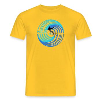 RIDE and chill kitesurf - Männer T-Shirt - Gelb - Vorne - AI Model Male 178 dark (178cm)