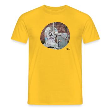 I see faces - Ich sehe Gesichter - Men's T-Shirt - yellow - Front - AI Model Male 178 dark (178cm)