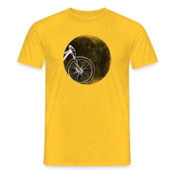 Roue de vélo - T-shirt homme - jaune - Devant - AI Model Male 178 dark (178cm)